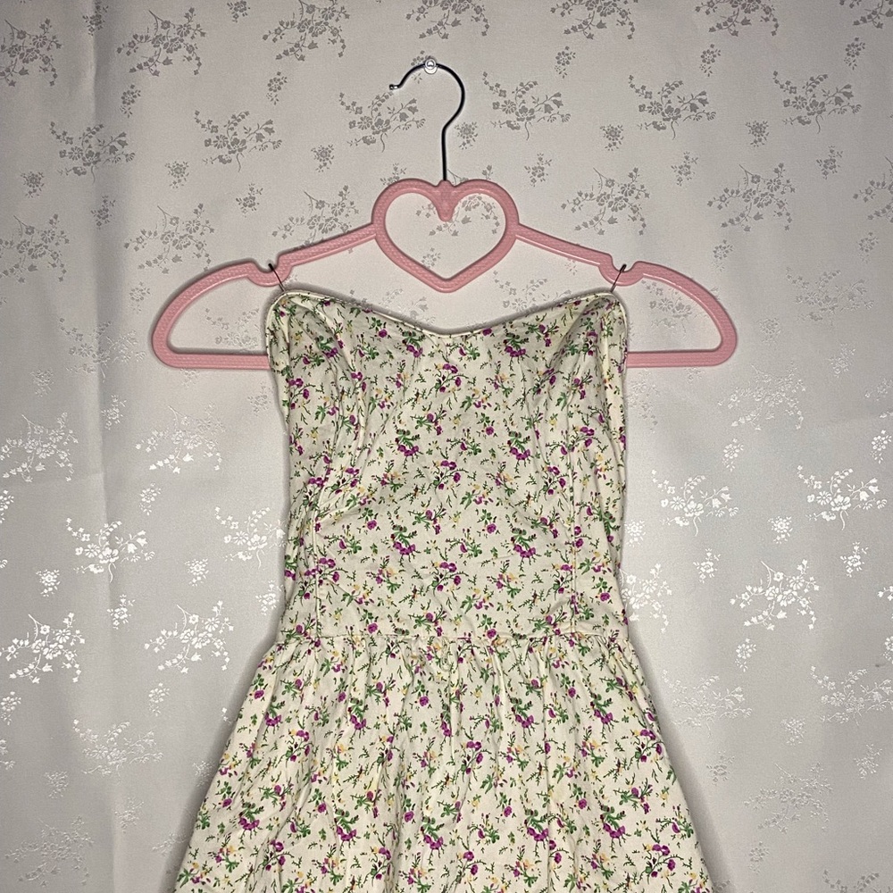 Floral strapless mini dress